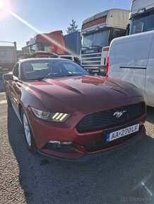 Ford Mustang - 9