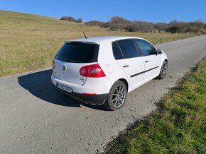 Volkswagen Golf 5 1.9 TDI - 9