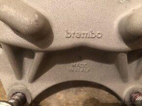 strmene Brembo pre Astru / Insigniu OPC - 9