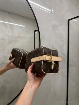 Kabelka Louis Vuitton Dopp Kit Toilet Pouch - 9