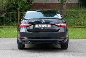 Škoda Superb 2.0 TDI 190k 4x4 Style DSG - 9