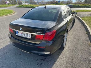 BMW 740d F01 rok 2012 XDrive Mpacket 225 kw - 9