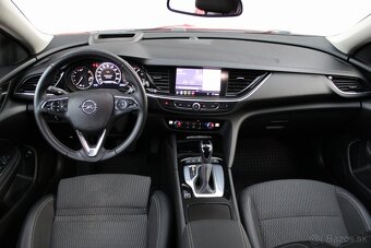 Opel Insignia country tourer - 9