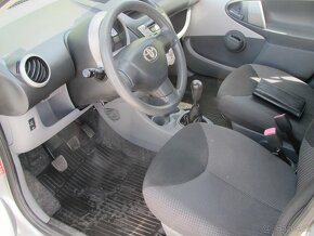 Toyota Aygo 1.0 - 9