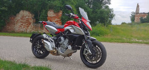 MV Agusta Stradale 800 1. majitel - 9