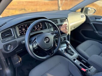 Volkswagen Golf Variant 1.6 TDI BMT 115k Comfortline DSG - 9