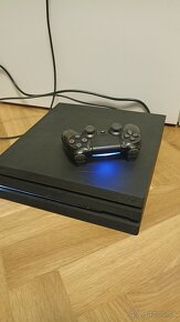 Predam PS4 Pro 1TB + hry - 9