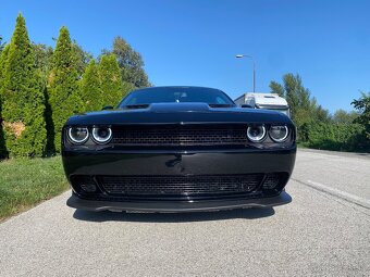 Dodge Challenger 5.7 Hemi Super Track Pack - 9