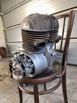 Motor Jawa 350/354 - 9