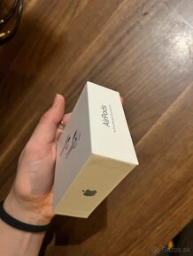 Apple Airpods 4 s ANC - 9