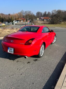 Lexus SC430. Rok 2003, motor V8 o objemu 4.3L, výkon 210kW, - 9