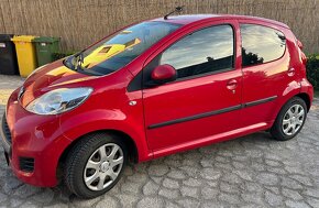 Peugeot 107 1.0i - 9