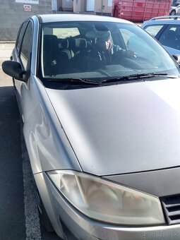 Renault Megane - 9