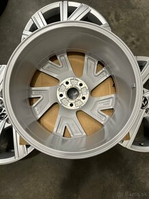 Hliníkové disky 5x112 R18 VW Bergamo - Golf , nejazdené - 9