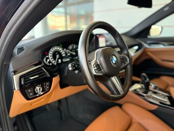 BMW 520d xDrive 140kW AT/8 Luxury Line - 9