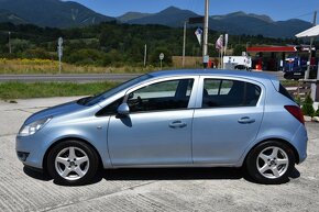 Opel Corsa 1.4 16V Cosmo - 9