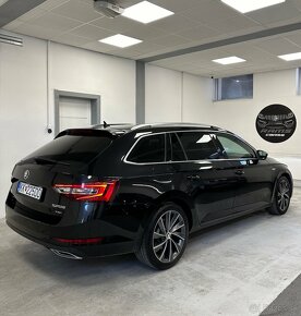 Skoda Superb L&K 2.0TDI 140Kw 4x4 - 9