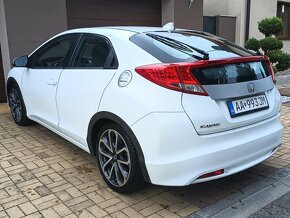 Honda Civic 1.8 i-VTEC Sport - 9