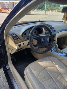 Mercedes - Benz W211 E320 CDI - 9