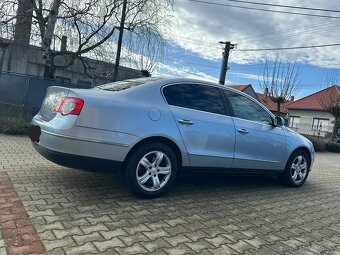 VOLKSWAGEN PASSAT 2.0TDI 103KW DSG HIGHLINE - 9