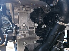 MOTOR CAY 1,6 TDI SKODA / VW - 9