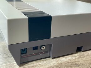 Nintendo NES + 6 hier - zberateľský originál z roku 1985 - 9