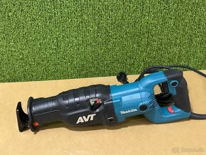 Makita Píla chvostovka s predkyvom a AVT 1510W JR3070CT - 9