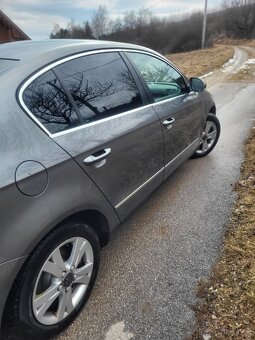 Volkswagen passat 1.9 Tdi B6 Highline - 9