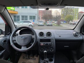 Ford Fiesta V 1.3 51 kw 2005 - 9