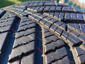 235/55 r17 zimne pneumatiky - 9