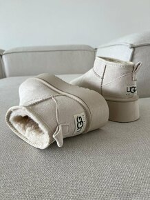 Ugg platform mini dámske čižmy béžové krémové - 9