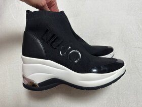 Sneakersy na platforme elastické zn. LIU JO originál - 9