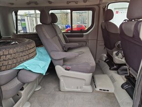 Predám Opel Vivaro 2.0 CDTI 84 KW r.v.12/2014..8-miest,Tažné - 9