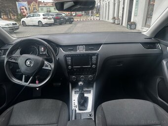 Škoda Octavia 1.8 TSI Ambition DSG - 9