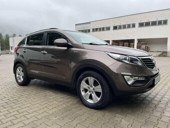 KIA Sportage 2.0 CRDI 4WD - 9