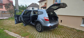 Nissan Qashqai 2.0 dCi 4x4 - 9