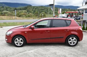 Kia Cee´d 1.4 CVVT EX - 9