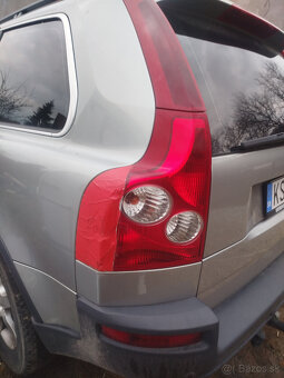 Volvo XC90 - 9