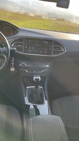 PEUGEOT 308 1.2 PureTech 75k KM perleť - 9