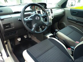 NISSAN X-TRAIL 2.2Dci 4x4 100kW KLIMA-ŤAŽNE-STK - 9