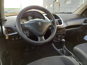 Peugeot 206+ 1.4 HDI 50kw TurboDiesel r.v.2011 - 9