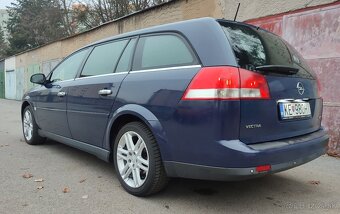 Opel Vectra combi  1,9TDI 88kw 2006 295000km - 9