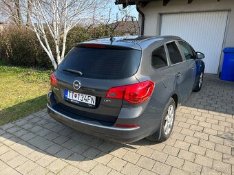 Opel Astra Sport Tourer 1.7 Diesel 81 kw Enjoy výbava - 9