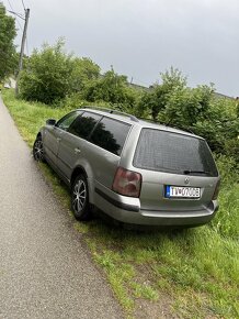 Volkswagen passat variant 1.9 TDI 74kw - 9