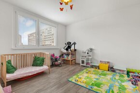 PREDANÉ Zrekonštruovaný 3- izbový byt na Mlynarovičovej - 9