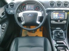 Ford S-Max TITANIUM X+, panorama, navi, xenony, PLNÁ VÝBAVA - 9