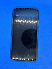 Apple iPhone 11 64GB Black - 9