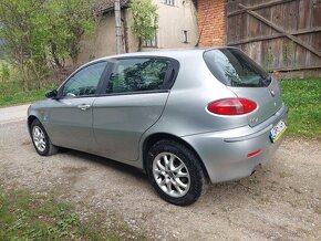 Alfa Romeo 147 1.9 JTD - 9