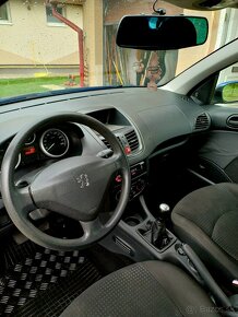 Peugeot 206+ 1.1 44kw 4 valec Benzín 95 000km - 9