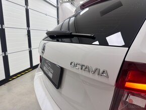 Škoda Octavia Combi 2.0 TDI Style DSG Key Less SR - 9